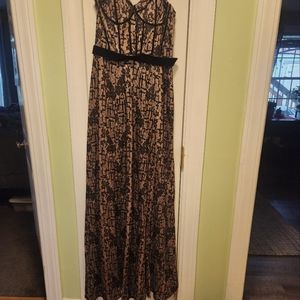 Davids Bridal evening gown size 4